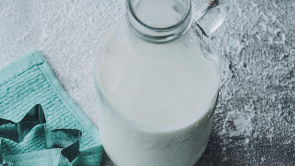 Winter Milk vs Summer Milk: Does It Change Farmers Cheese?